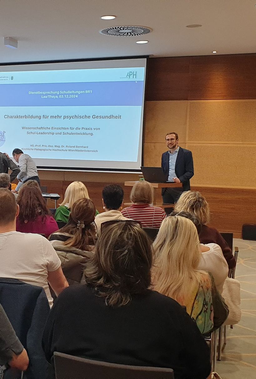 Roland Bernhard speaking to school leaders from Lower Austria on character education and mental health