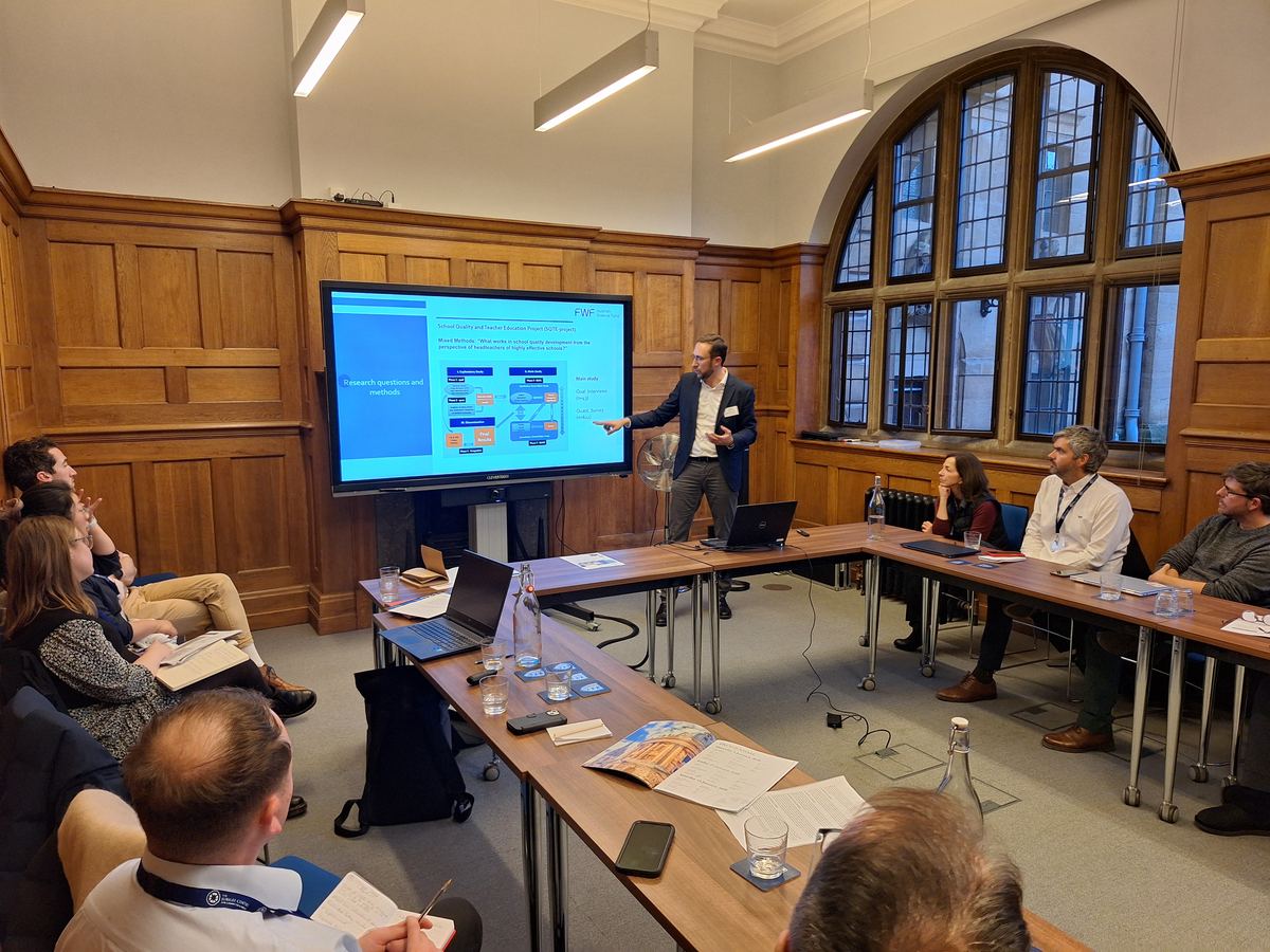 Roland Bernhard presenting in Oxford